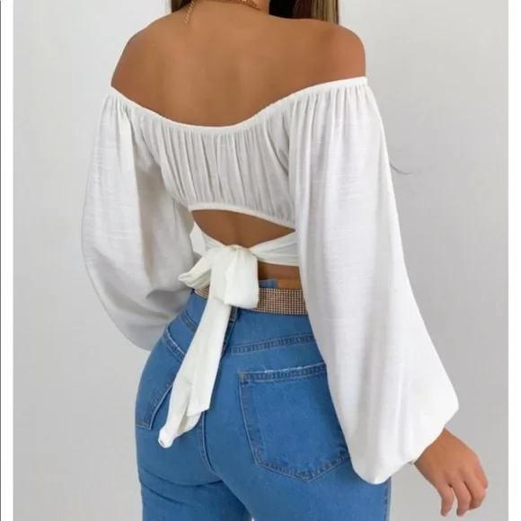 White off the shoulder sleeveless blouse - Picture 2 of 5